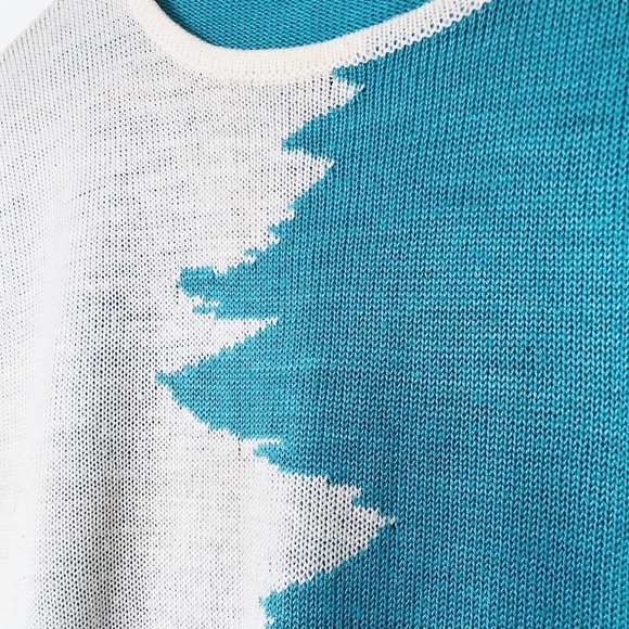 70s abstract knit sweater shirt - sleeveless - vtg turquoise white - Picture 4 of 5